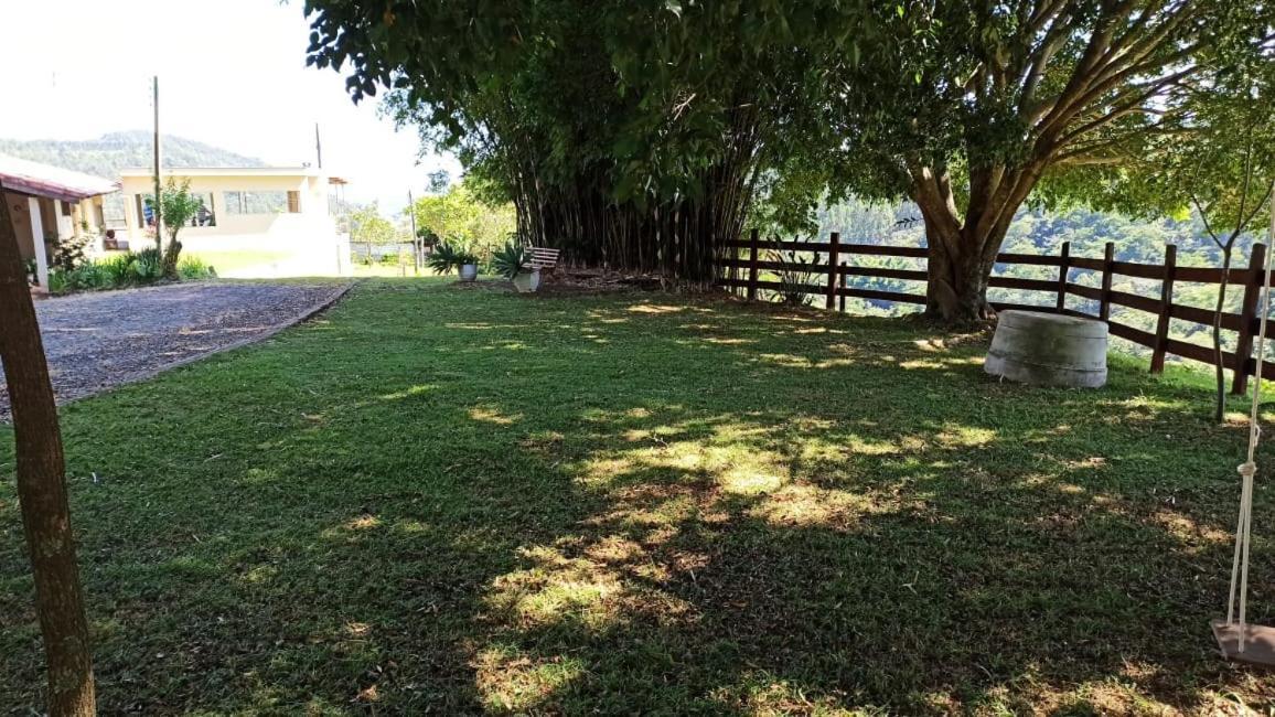 Sitio Alvorada - Paraiso Localizado No Circuito Das Aguas Paulista Amparo  Eksteriør billede